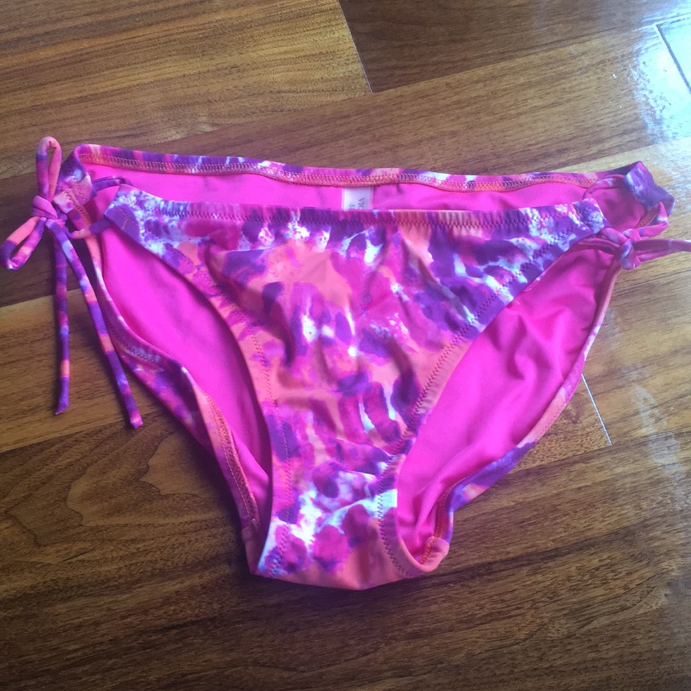 Victoria’s Secret Bikini bottoms